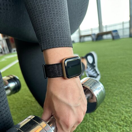 Strap-it Strap-it Bracelet Apple Watch nylon (noir)