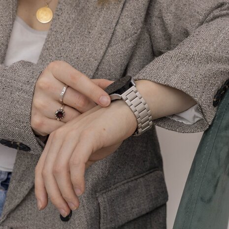 Strap-it Strap-it Bracelet acier Samsung Galaxy Watch 4 - 40mm (étoiles) Strap-it Strap-it Bracelet acier Samsung Galaxy Watch 4 - 40mm (étoiles)