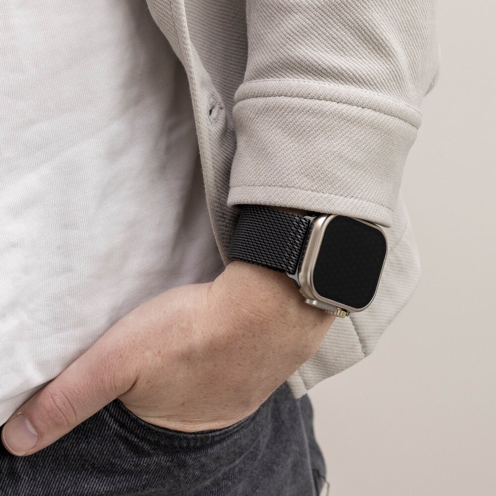 Strap-it Strap-it Bracelet Milanais en titane Apple Watch (noir)