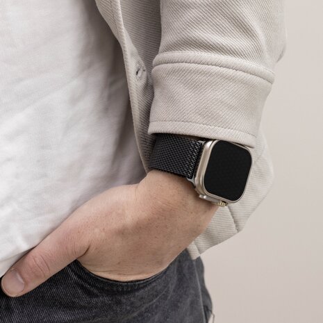 Strap-it Strap-it Bracelet Milanais en titane Apple Watch (noir)