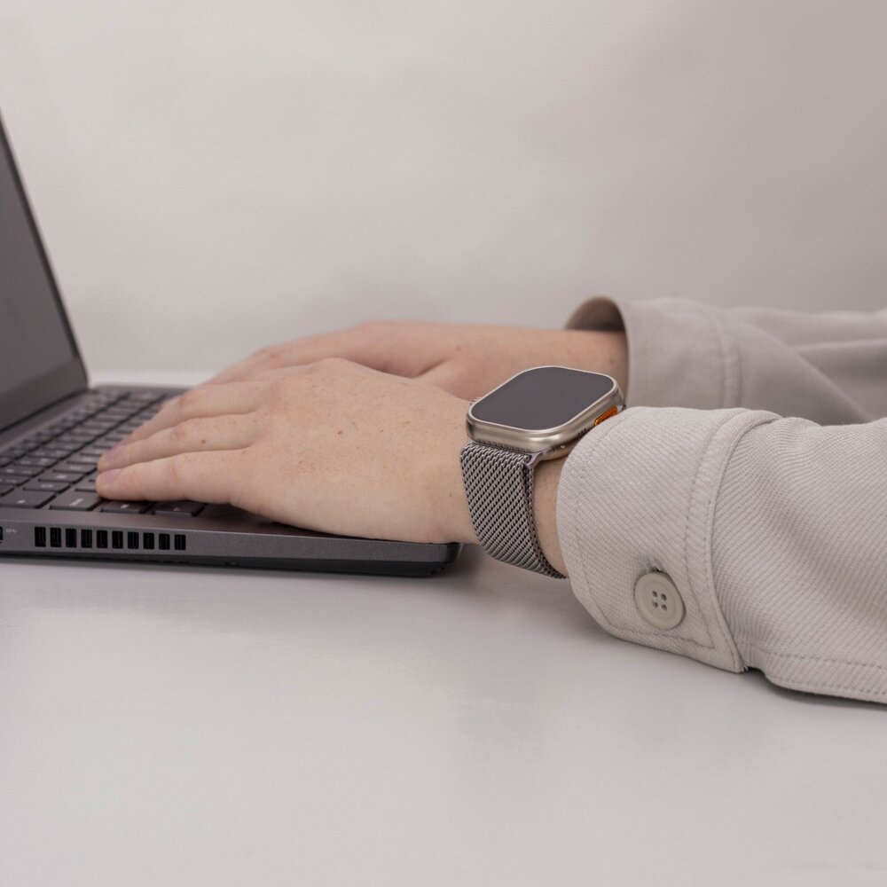 Strap-it Strap-it Bracelet Milanais en titane Apple Watch (titane)