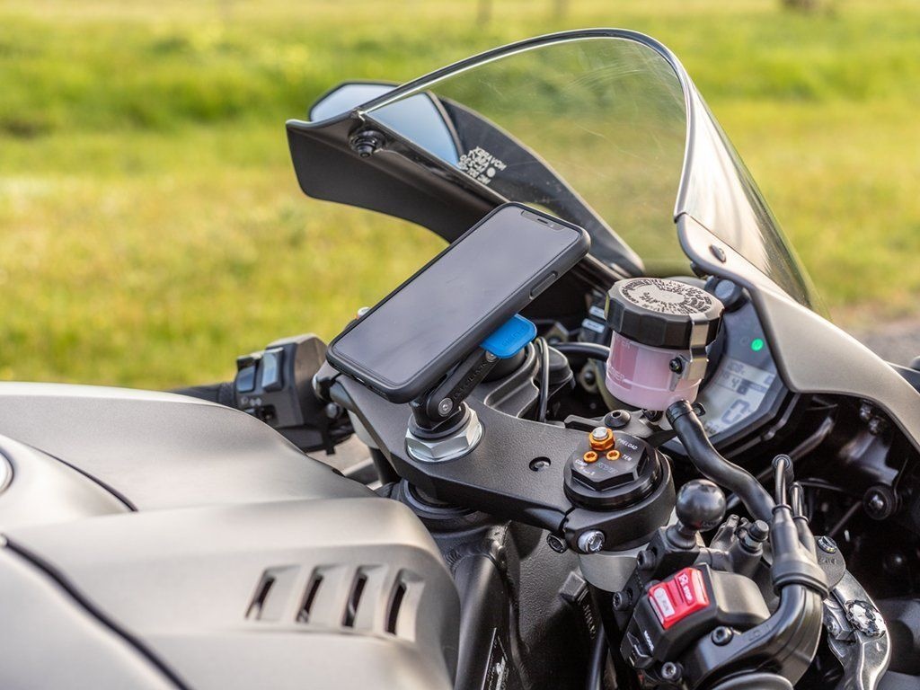 New 2022 Quad Lock Handlebar Mount PRO Review: The Best Motorcycle Phone  Mount? 