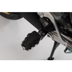 Evolution Footrest Kit BMW R 1200 GS/A/1250 GS/A | Black, Silver