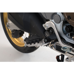 Footrest Kit Evolution Suzuki/KTM/Honda | Black, Silver