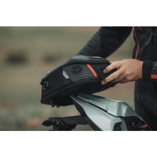 SW-Motech Bolsa Trasera PRO Roadpack BMW/Harley-Davidson/Suzuki/Yamaha | Negro