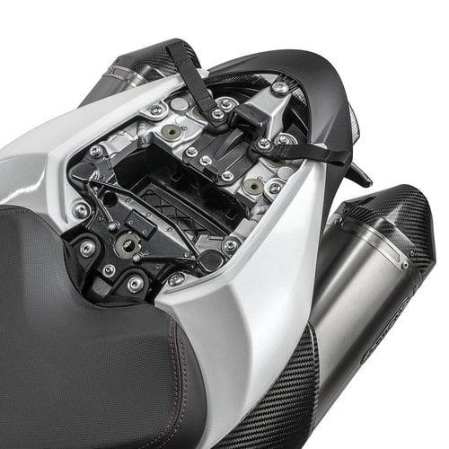 Kriega Triumph Speed Triple 1050 Drypack Fit kit