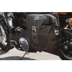 Legend Side Bag System LC Harley-Davidson FXDB 1584 ('09-'13)/1690 ('14-'17)/FXDBC 1690 ('16)/FXDL 1690 ('14-'17)/FXDLS 1690 ('16- '17) | Zwart