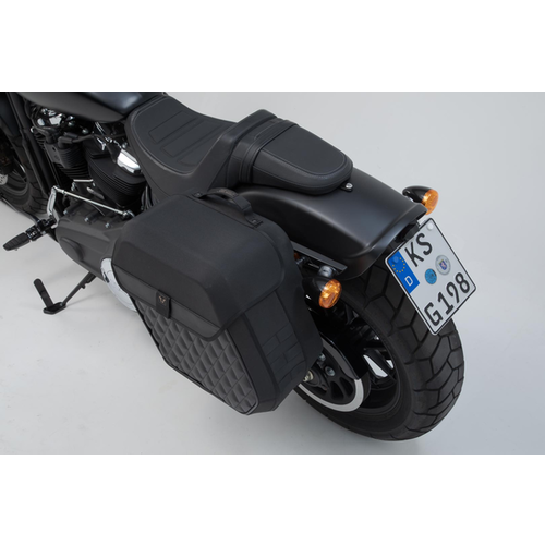 SW-Motech LEGEND GEAR Sistema de Bolsas Laterales LH2/LH1 Harley-Davidson FXFB 1750 ABS ('18-'20)/FXFBS 1868 ABS ('18-'21) | Negro