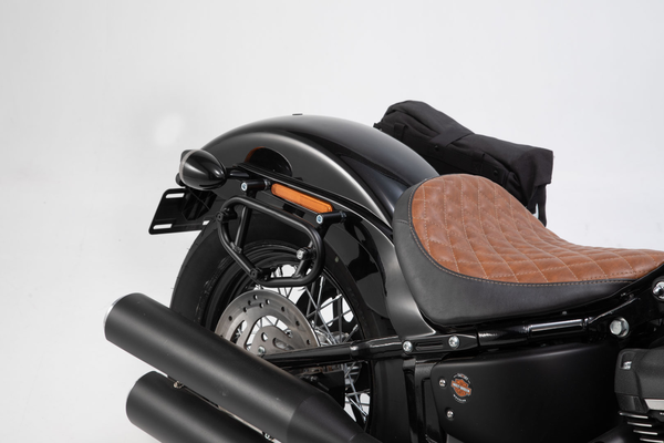 Accessori per Harley Davidson Softail Street bob FXBB GIVI