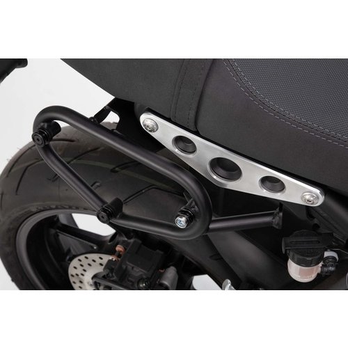 SW-Motech SLC Support Latéral Droit Yamaha XSR 900 ('16-'21) | Le Noir