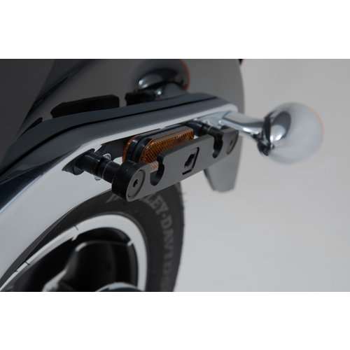 SW-Motech SLH Support Latéral Gauche Harley-Davidson FXLR 1750 ('18-'20)/FXLRS 1868 ('20-'21) | Le Noir