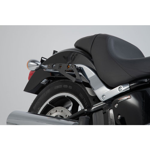 SW-Motech Portaequipajes Lateral Derecho SLH Harley-Davidson FXLR 1750 ('18-'20)/FXLRS 1868 ('20-'21) | Negro