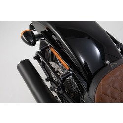 SLC Portapacchi Laterale Destro Harley-Davidson FXBB 1750/FXLRS 1868/FXST 1750 | Nero