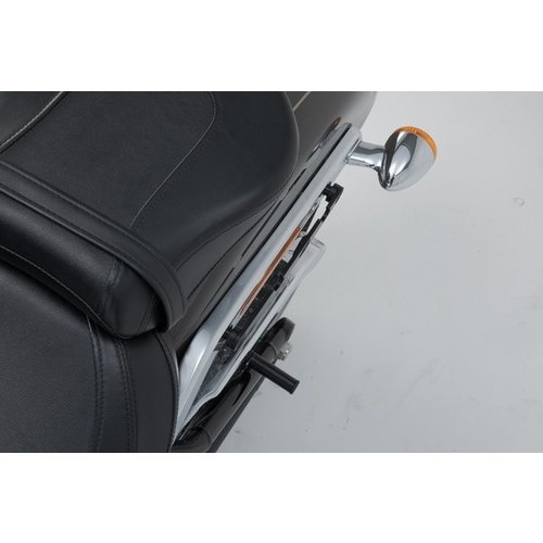SW-Motech SLH Portapacchi Laterale Sinistro Harley-Davidson FLFBS 1868 ('18-'22)/FLFB 1750 ('18-'20) | Nero