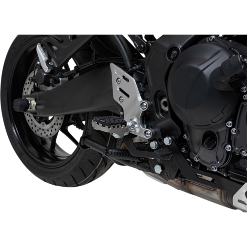 SW-Motech ION Poggiapiedi Yamaha MT-09 Tracer 9/GT ('21-'22) | Argento Nero