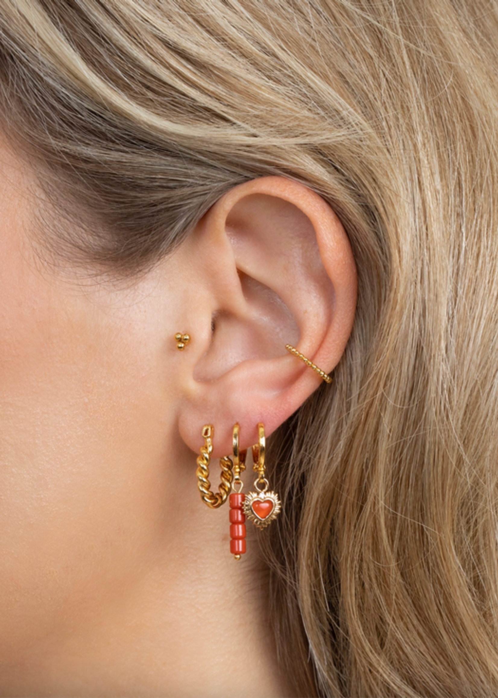 ByNouck Jewelry ByNouck Jewelry - Earring Tiny Bordeaux Heart - Gold