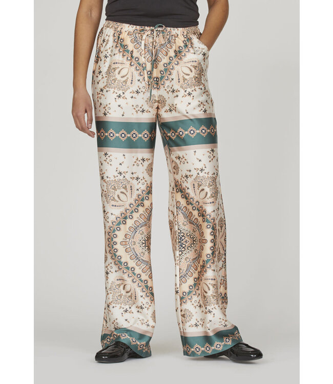 Sisters Point - Ella Pants - Green Paisley