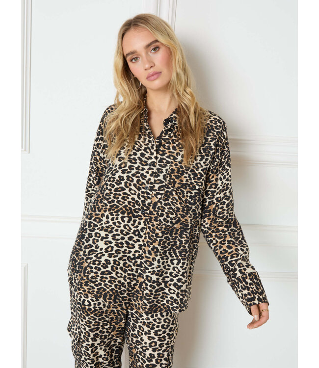 Refined Department - Mikia Flowy Animal Blouse - Leopard