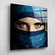 Jonge Arabische vrouw in hijab met sexy blauwe ogen | 90 x 90 cm Jonge Arabische vrouw in hijab met sexy blauwe ogen | 90 x 90 cm