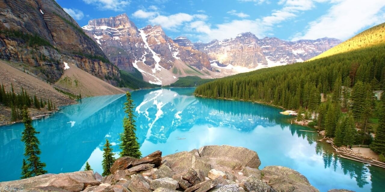 Schilderij Bergmeer in de Rocky Mountains van Canada | 120 x 60 cm glasschilderij Schilderij Bergmeer in de Rocky Mountains van Canada | 120 x 60 cm glasschilderij