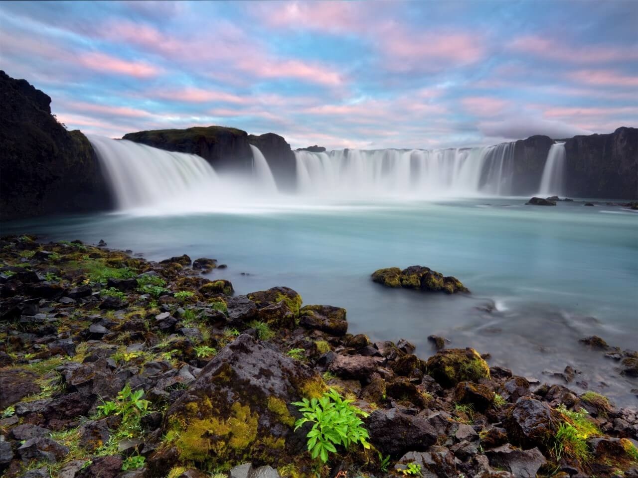 Schilderij Godafoss waterval van de Goden in IJsland | 120 x 90 cm glasschilderij Schilderij Godafoss waterval van de Goden in IJsland | 120 x 90 cm glasschilderij