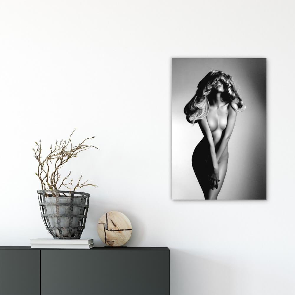 Schilderij Portret van naakte mooie vrouw in zwart-wit | 40 x 60 cm glasschilderij Schilderij Portret van naakte mooie vrouw in zwart-wit | 40 x 60 cm glasschilderij