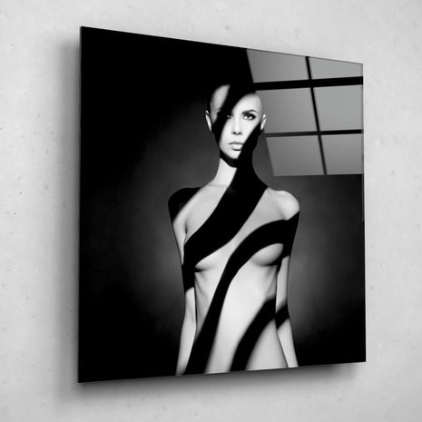 Schilderij Kunststudio portret van elegante naakte dame | 90 x 90 cm glasschilderij Schilderij Kunststudio portret van elegante naakte dame | 90 x 90 cm glasschilderij