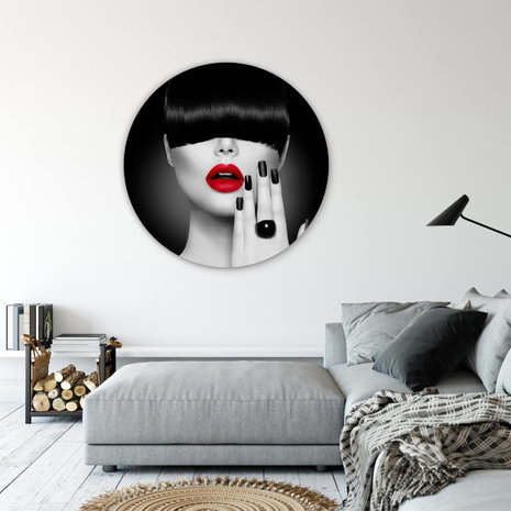 Schilderij Trendy haarstijl en make-up | Rond 100 cm glasschilderij Schilderij Trendy haarstijl en make-up | Rond 100 cm glasschilderij