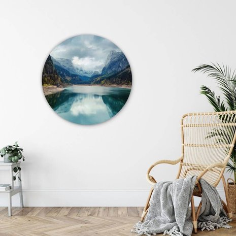 Schilderij Alpenmeer met dramatische lucht en bergen | Rond 80 cm glasschilderij Schilderij Alpenmeer met dramatische lucht en bergen | Rond 80 cm glasschilderij