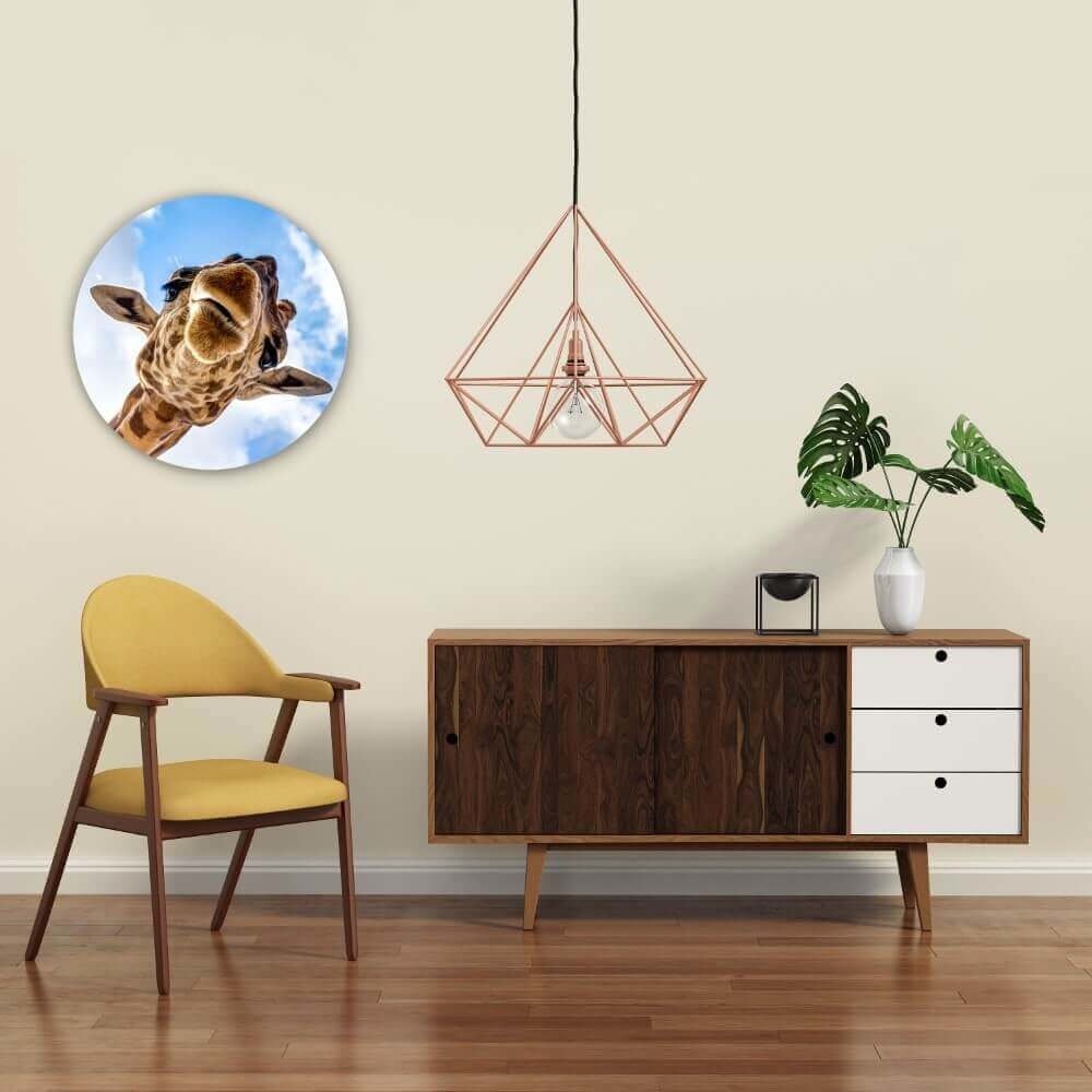 Schilderij Indrukwekkende close-up van een giraffe | Rond 50 cm glasschilderij Schilderij Indrukwekkende close-up van een giraffe | Rond 50 cm glasschilderij