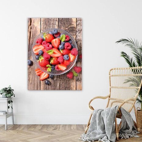 Schilderij Plateau met aardbei en framboos | 75 x 100 cm glasschilderij Schilderij Plateau met aardbei en framboos | 75 x 100 cm glasschilderij