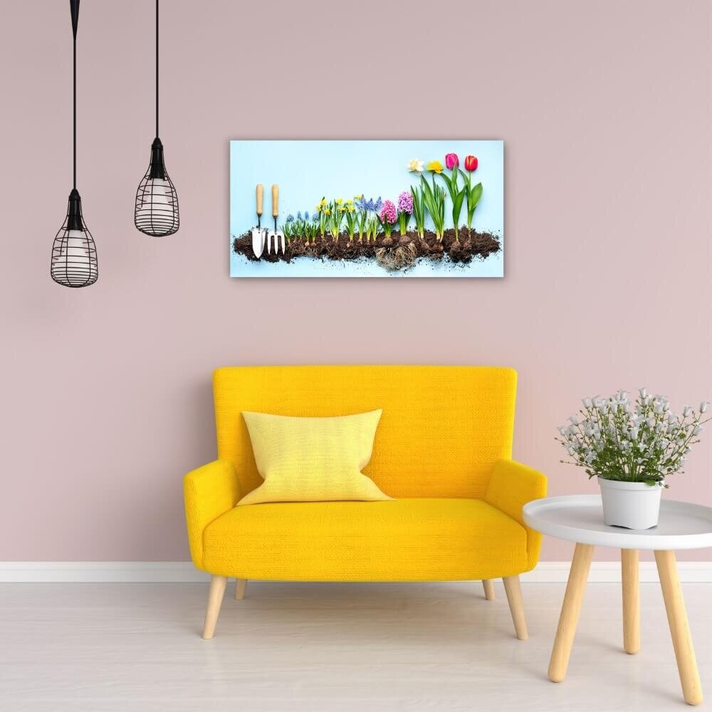 Schilderij Panorama lentebloeiers op een bedje van zand | 60 x 30 cm glasschilderij Schilderij Panorama lentebloeiers op een bedje van zand | 60 x 30 cm glasschilderij