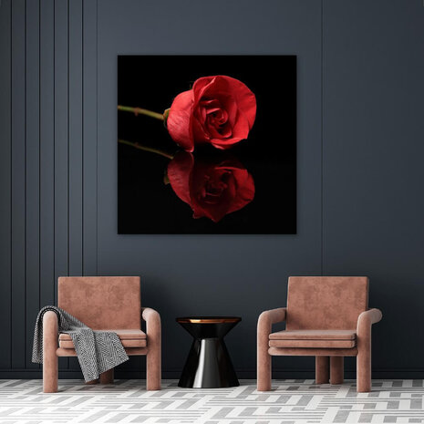 Schilderij Weerspiegeling van rode roos | 90 x 90 cm glasschilderij Schilderij Weerspiegeling van rode roos | 90 x 90 cm glasschilderij
