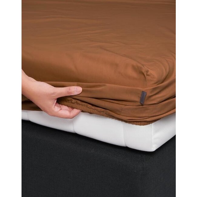 Essenza Minte Leather brown Hoeslaken Satijn