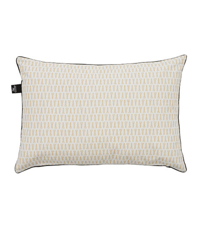 Lifetime kussen road trip wrench