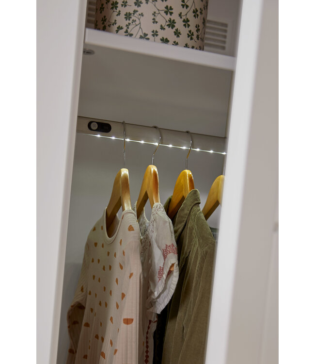 Lifetime kledingstang met led 472mm incl. beslag