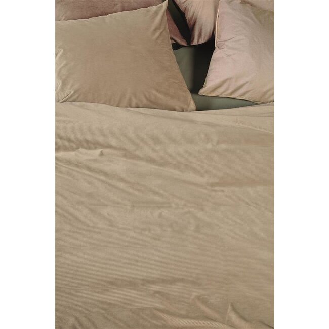 At Home by Beddinghouse Cosy Corduroy Dekbedovertrek Off-white