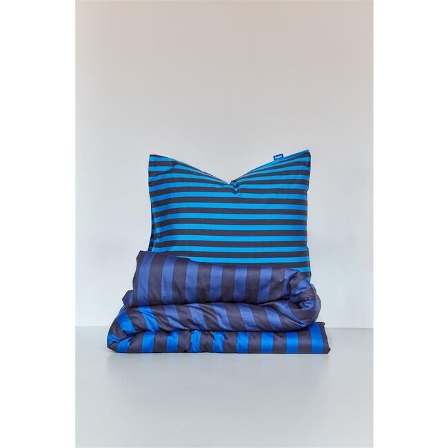 Yves, blauw