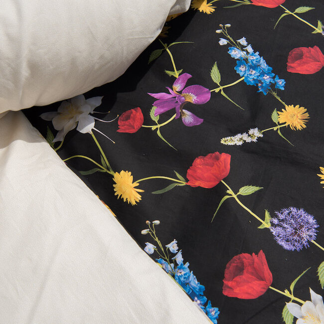 Snurk dekbedovertrek Bouquet black