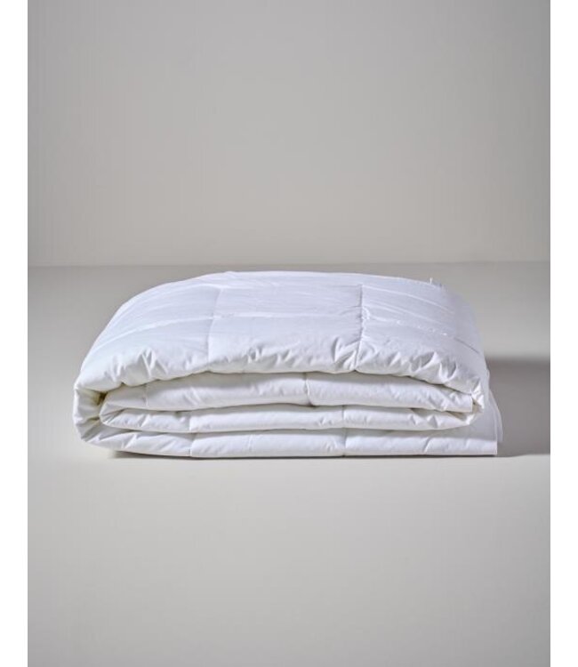 Essenza The Down Alternative Zomerdekbed Wit