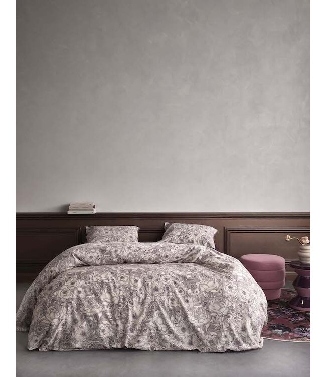 Essenza Camille Dekbedovertrek plum wine