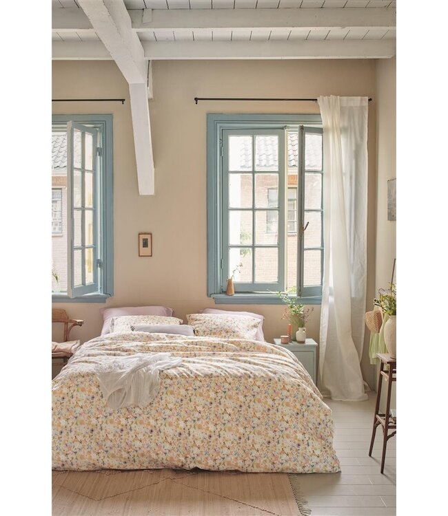 Ariadne at Home Dekbedovertrek Lots of flowers Pastel