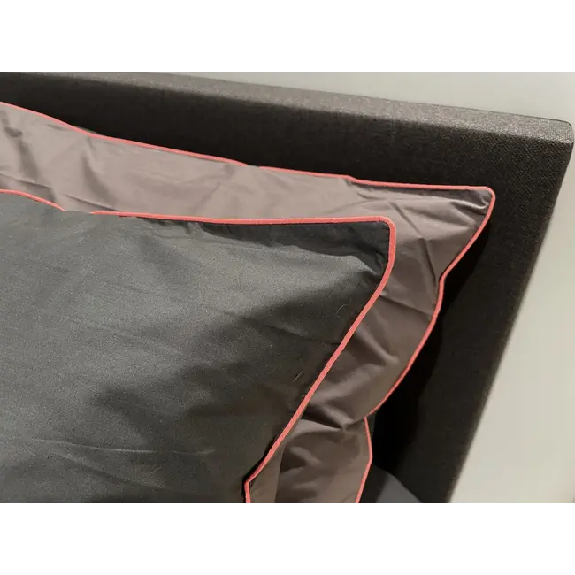 Frame Trend, bruinzwartrood