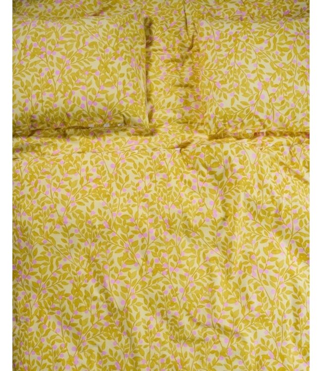 Essenza Petite berry lemon yellow Dekbedovertrek