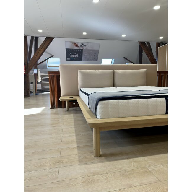 Auping Noble 180x210 incl spiralen SHOWMODEL