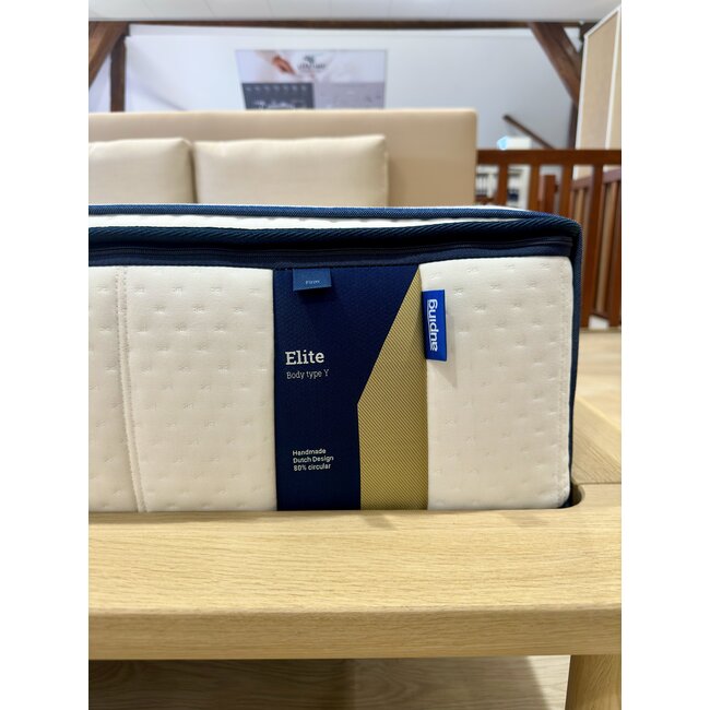 Auping Noble 180x210 incl spiralen en matrassen