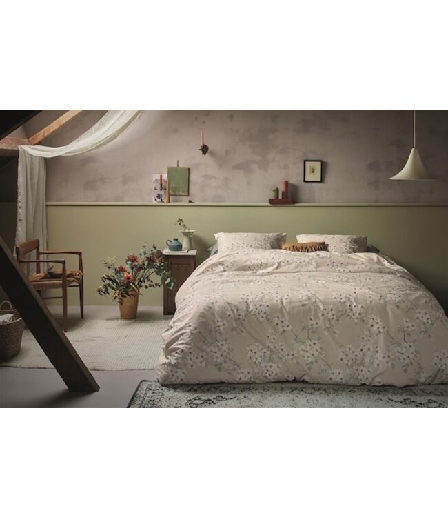 Ariadne at Home Blooming Flowers Zand dekbedovertrek