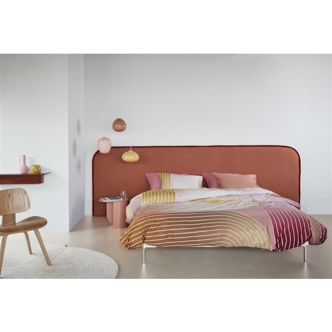 Beddinghouse Dutch Design Curves Koraal dekbedovertrek