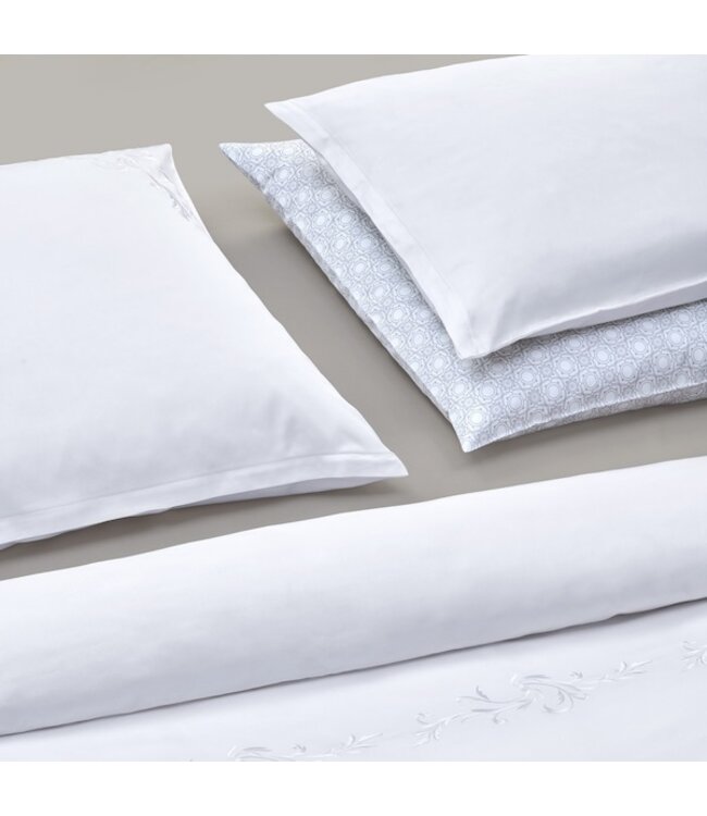 Christian Fischbacher Snow Lace dekbedovertrek