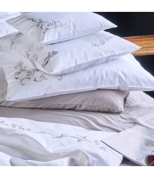 Christian Fischbacher Snow Lace dekbedovertrek